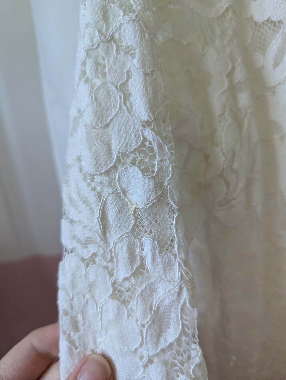 White Lace Long-Sleeve Wedding Dress - Picture 9 of 9